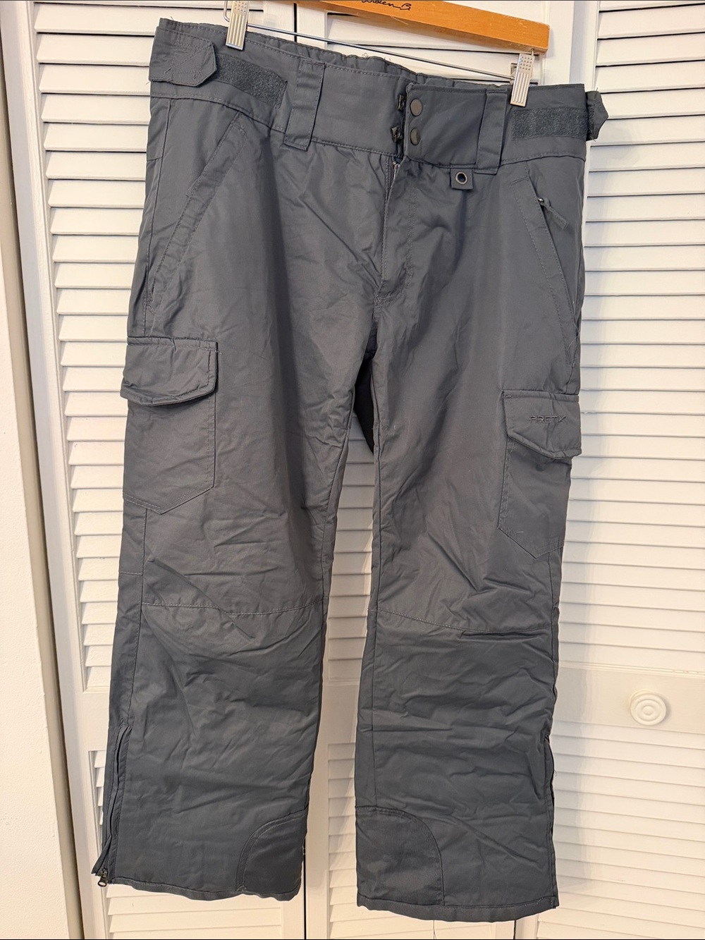 Women’s petite Gray Cargo Pants - Durable Utility Trousers